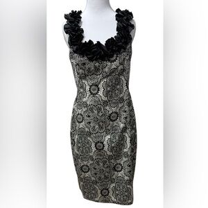 MAGGY LONDON BLACK WHITE FLORAL SHEAT DRESS SLEEVELESS LINEN. SIZE 10